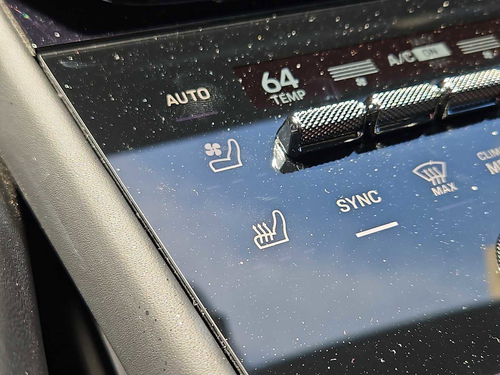Certified 2025 Porsche Cayenne S AWD/4WD image 31