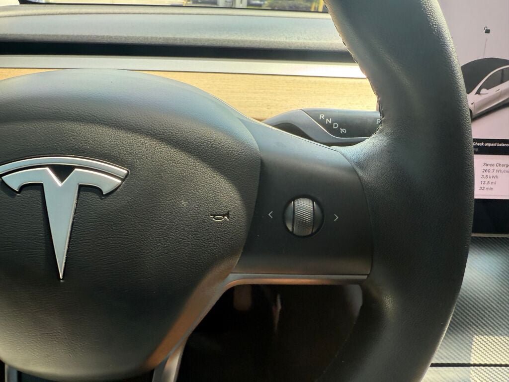 Used 2020 Tesla Model Y Long Range AWD/4WD image 14
