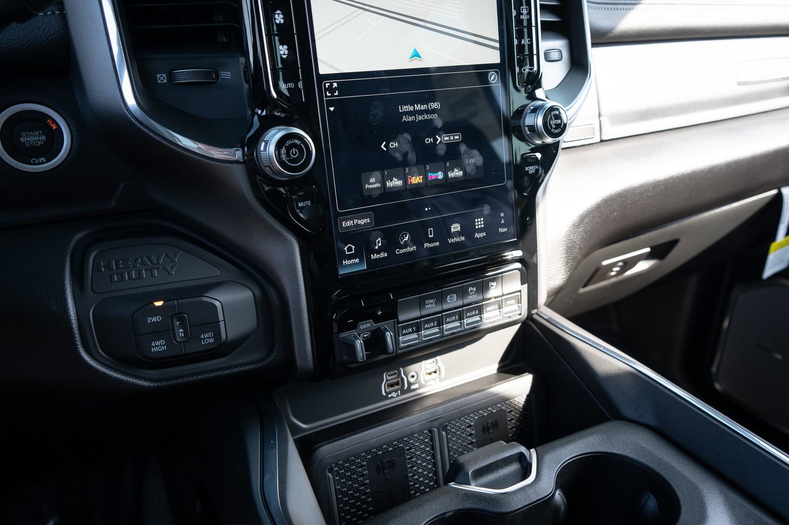 New 2026 RAM 4500 Tradesman w/ Laramie Trim Package image 24