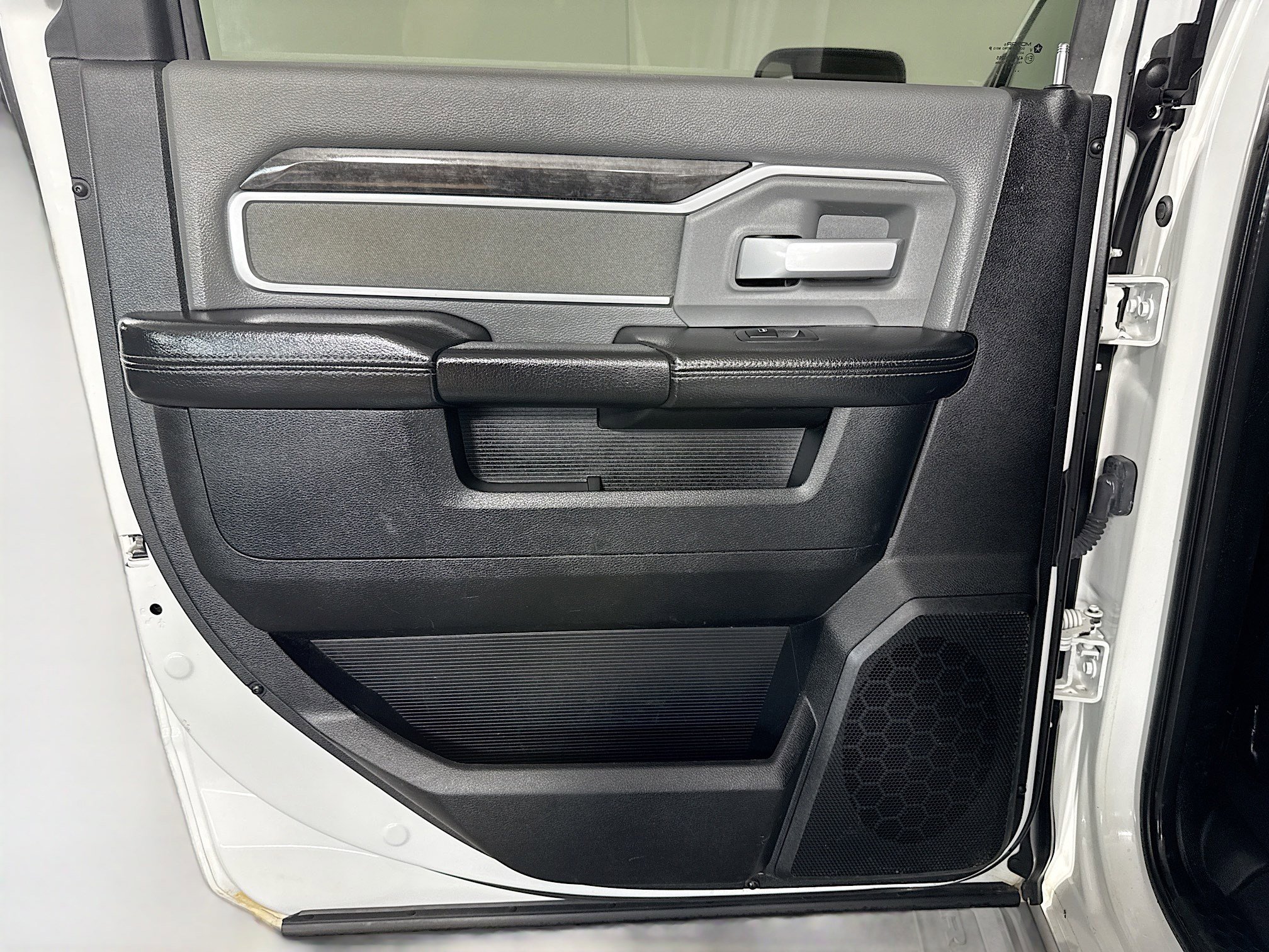 Used 2021 RAM 2500 Big Horn image 25