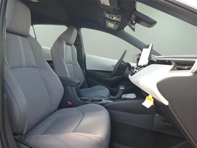 Used 2026 Toyota Corolla SE w/ SE Package image 15