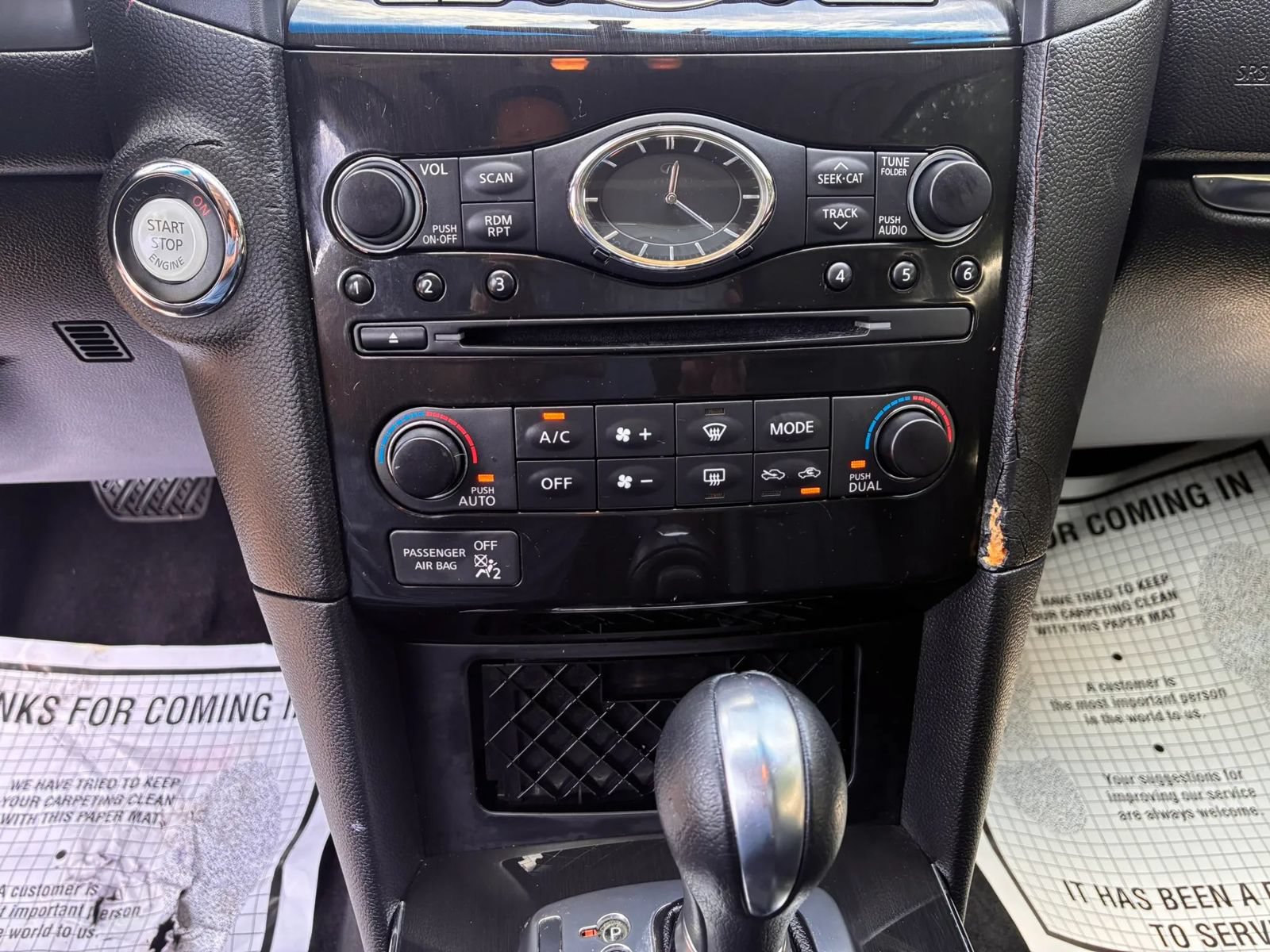 Used 2011 INFINITI FX35 AWD w/ Premium Pkg image 30