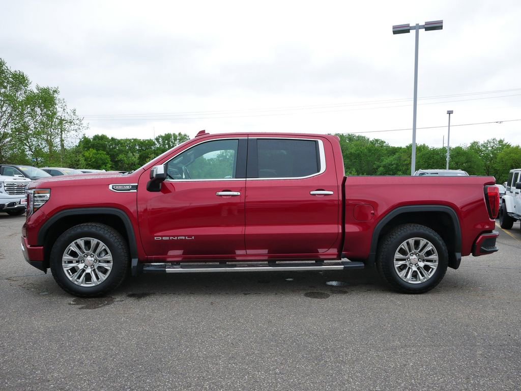 Used 2022 GMC Sierra 1500 Denali w/ Technology Package AWD/4WD image 6