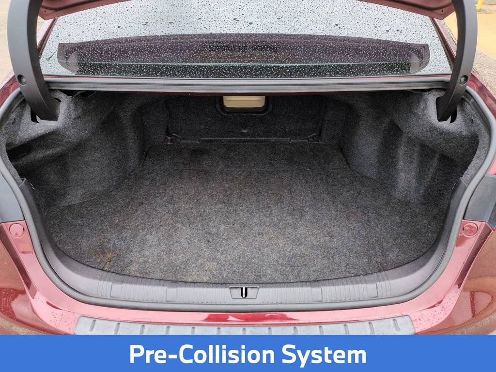 Used 2013 Toyota Avalon Limited image 30