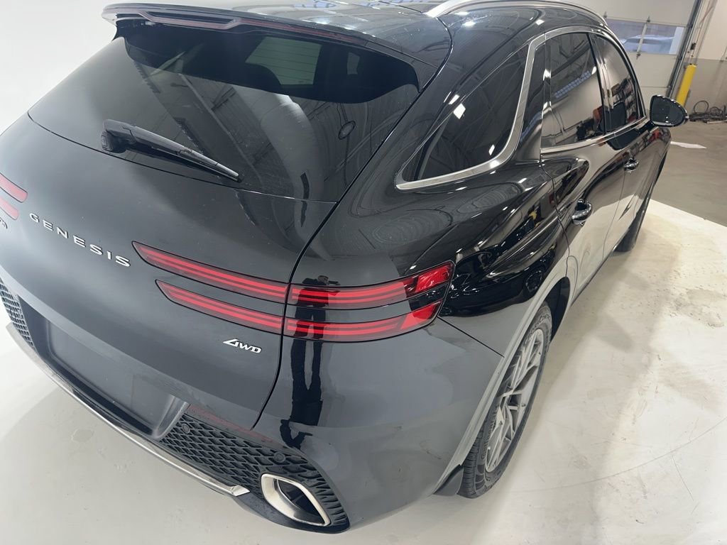 Used 2023 Genesis GV70 2.5T Select w/ Select Package image 9