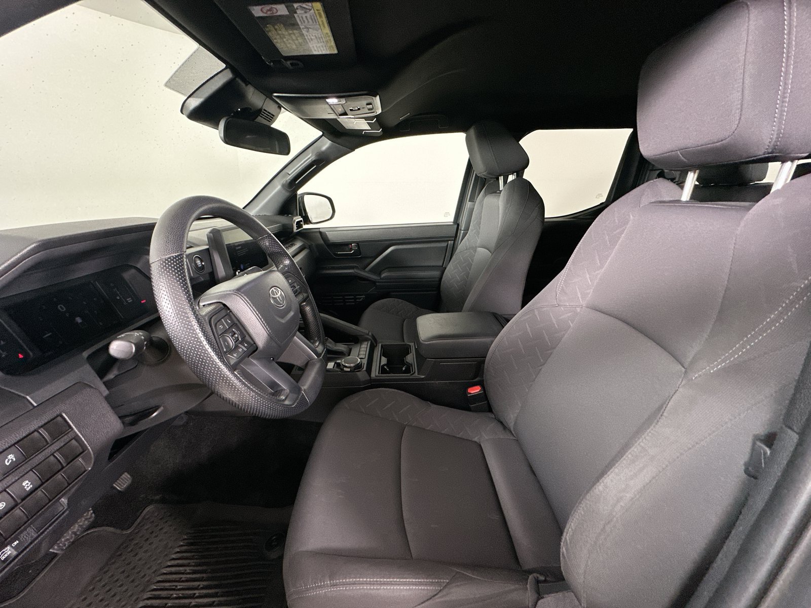 Used 2024 Toyota Tacoma SR w/ SR Upgrade Package AWD/4WD image 31