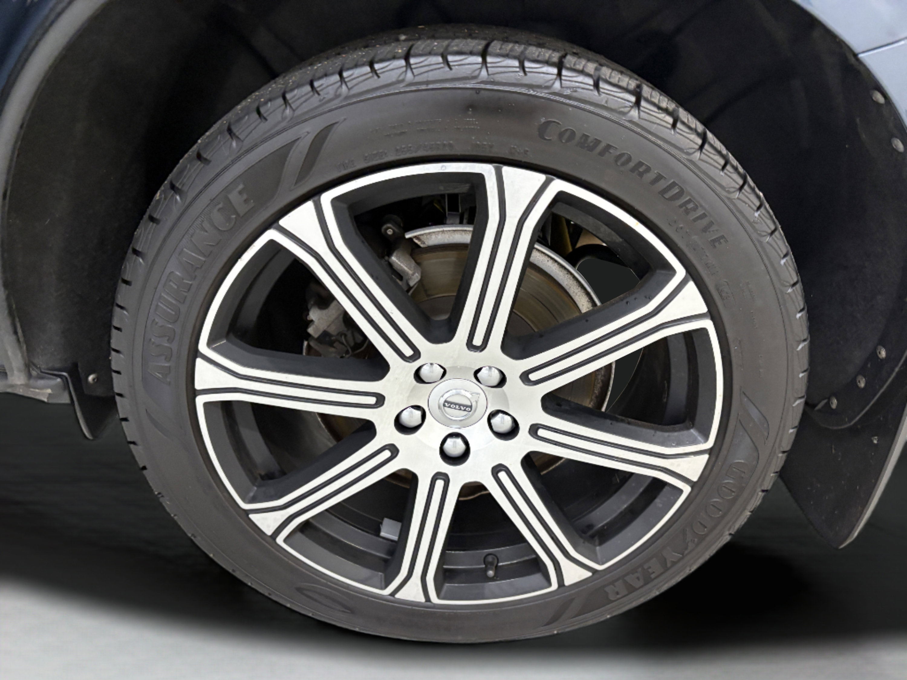 Used 2019 Volvo XC60 T6 Inscription image 37