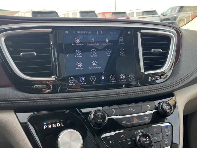 Used 2020 Chrysler Pacifica Limited image 46