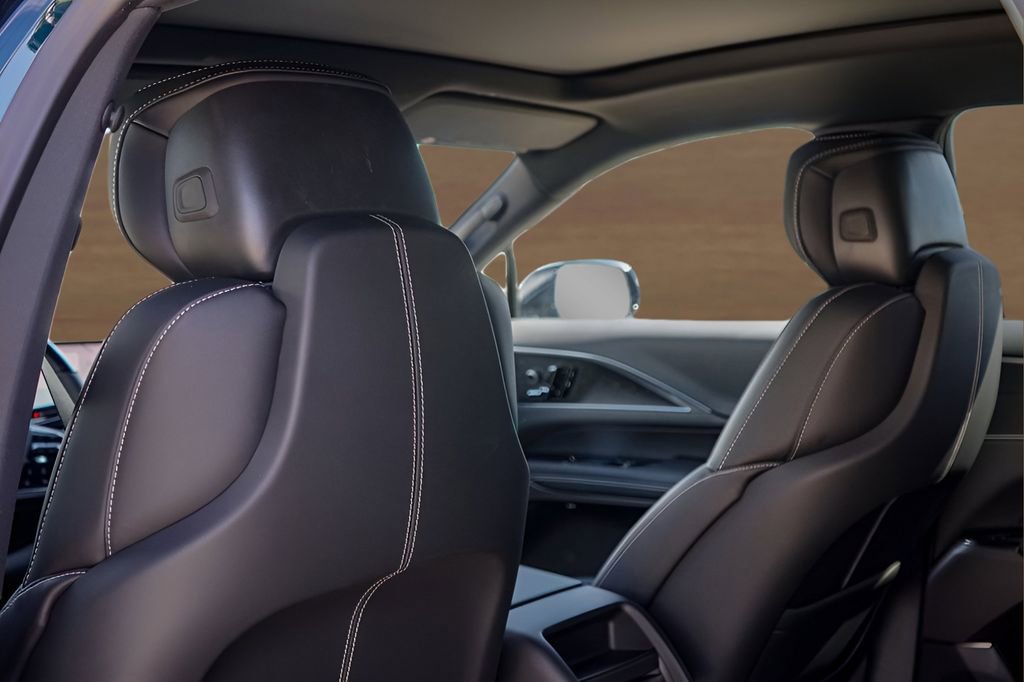New 2026 Cadillac Lyriq Luxury w/ LPO, Floor Liner Package image 19