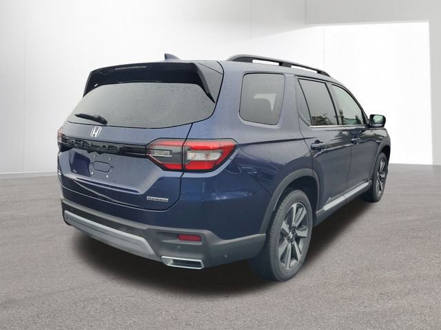 New 2025 Honda Pilot Touring image 13