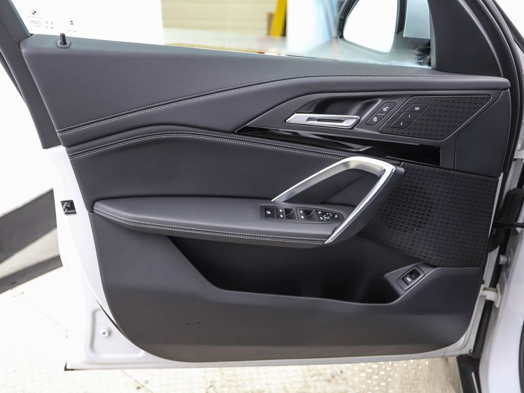 Certified 2023 BMW X1 xDrive28i w/ Convenience Package image 9