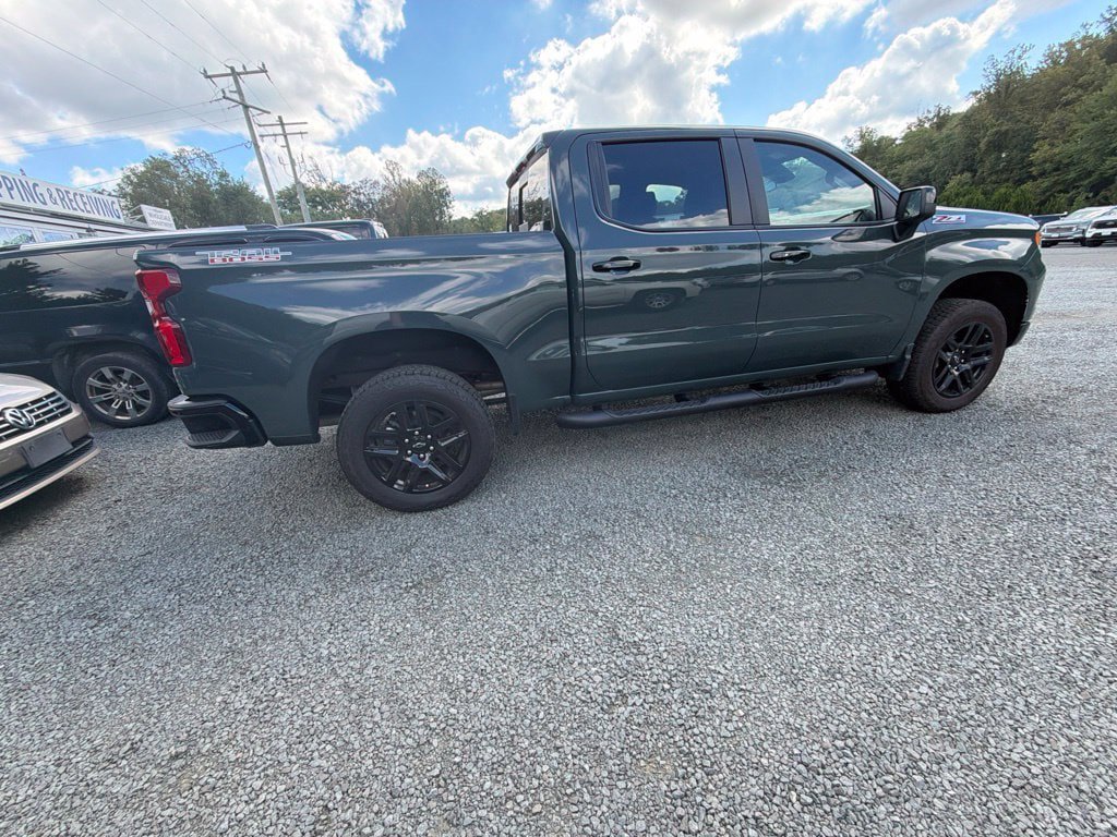 Used 2025 Chevrolet Silverado 1500 LT Trail Boss w/ Convenience Package II AWD/4WD image 8
