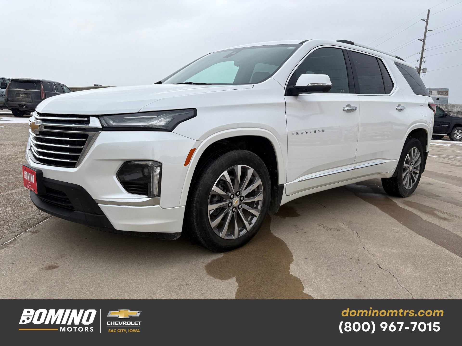 Used 2023 Chevrolet Traverse Premier w/ LPO, Floor Liner Package image 1