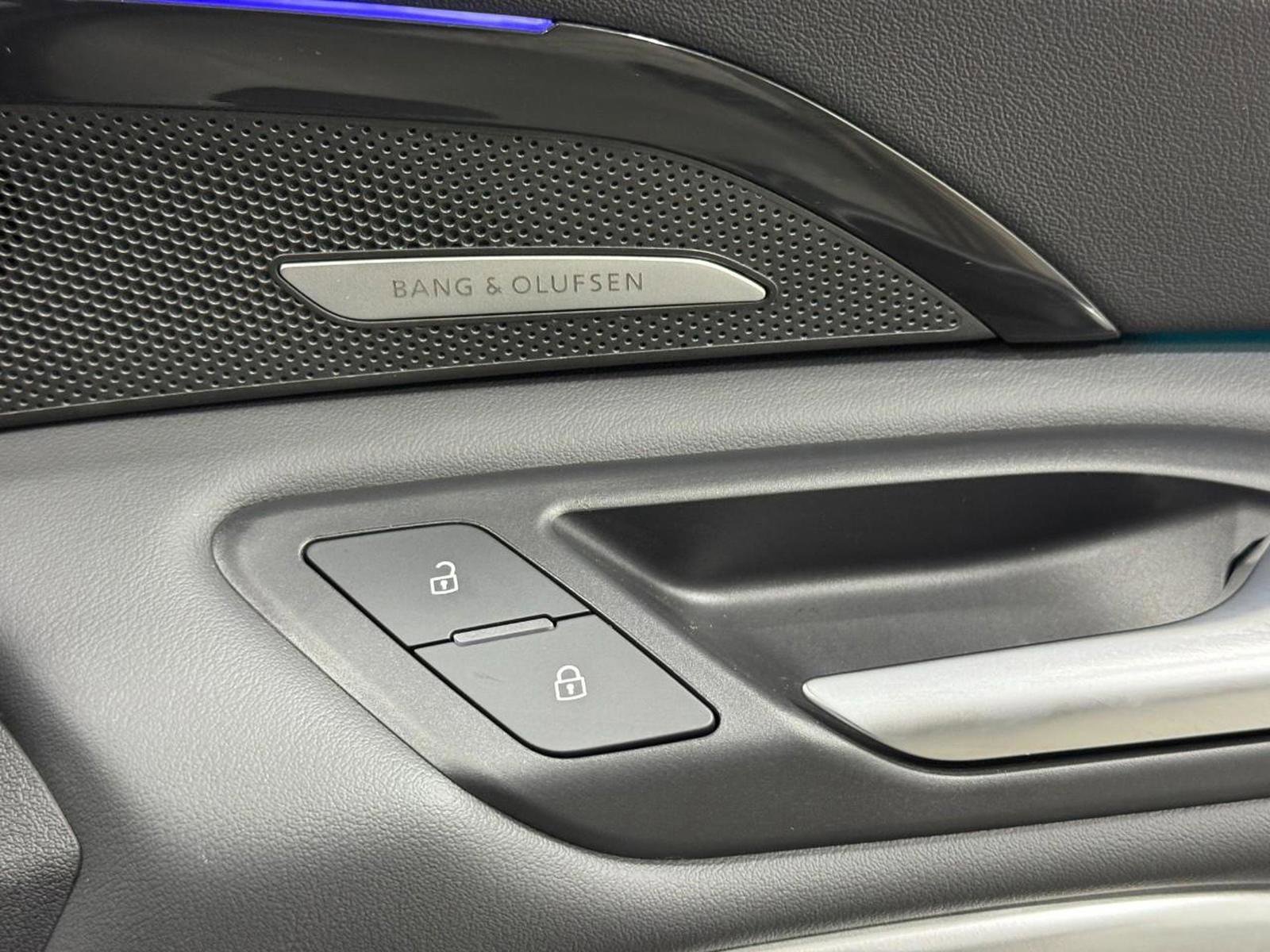 Used 2025 Audi Q5 Premium Plus w/ Premium Plus image 21