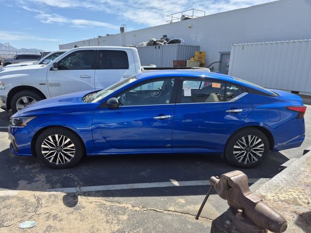 Used 2025 Nissan Altima 2.5 SV image 7