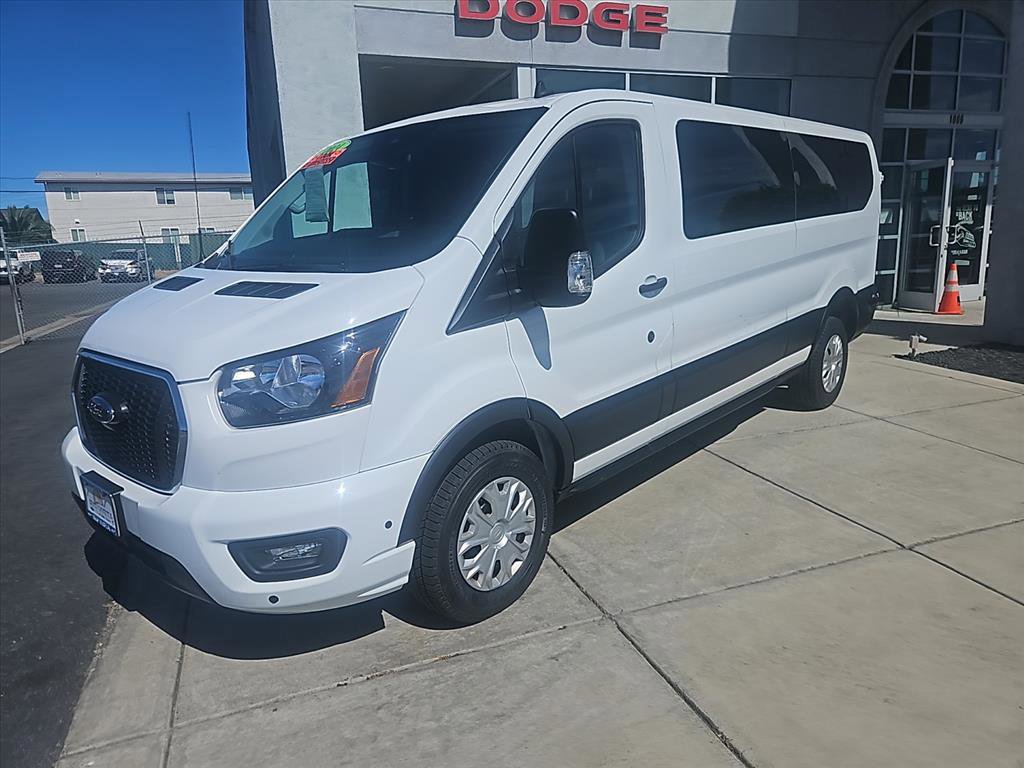 Used 2024 Ford Transit 350 XLT image 3