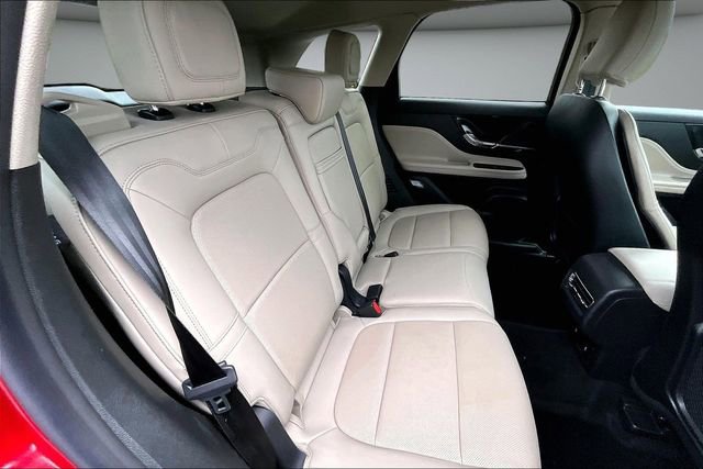 Used 2025 Lincoln Corsair Reserve AWD/4WD image 24