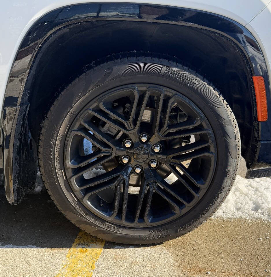 Used 2024 Jeep Wagoneer L Series II w/ Convenience Group I image 44