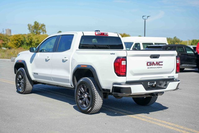 Used 2024 GMC Canyon Elevation image 7