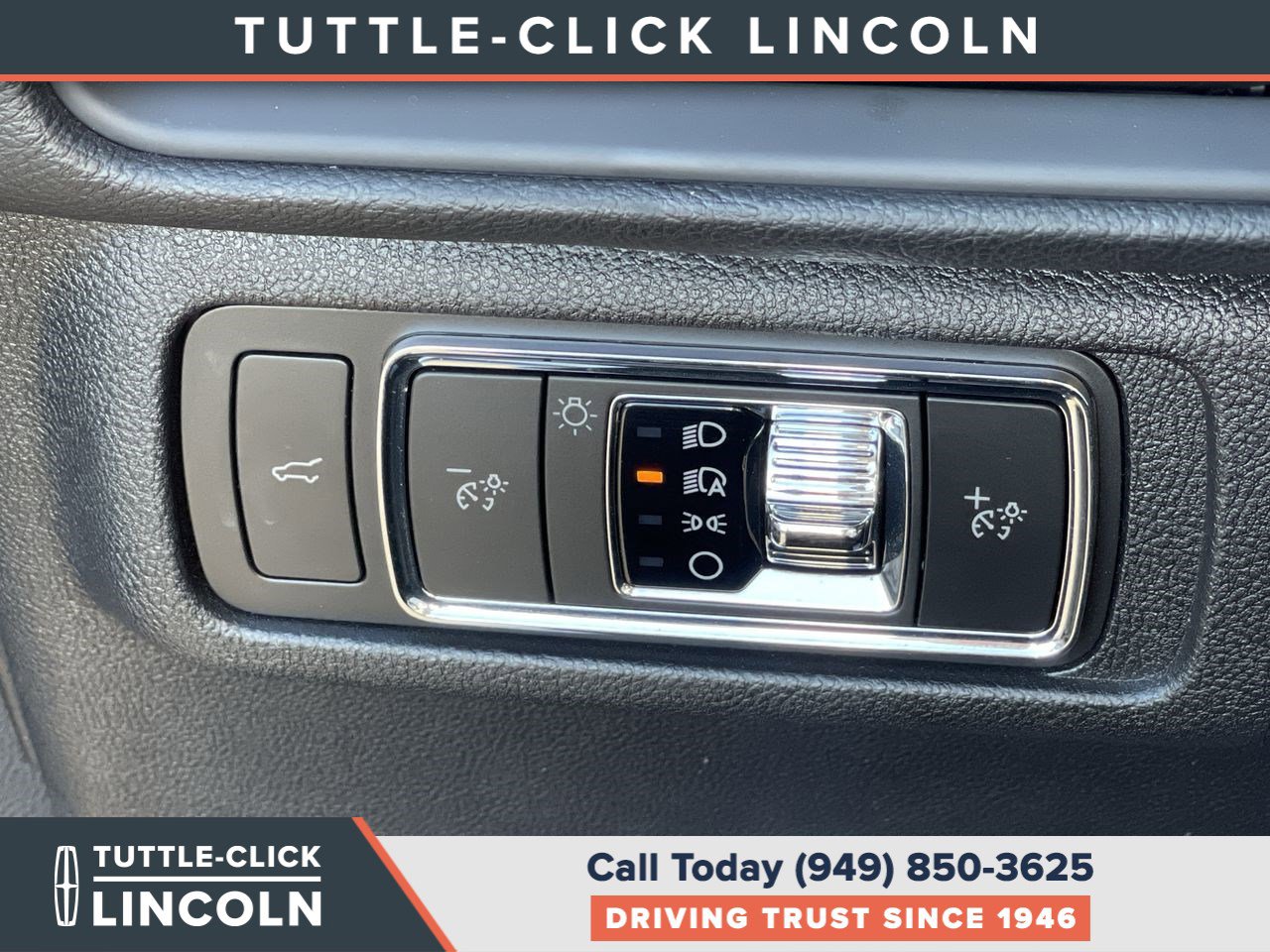 Used 2022 Lincoln Corsair Reserve w/ Equipment Group 201A FWD image 23