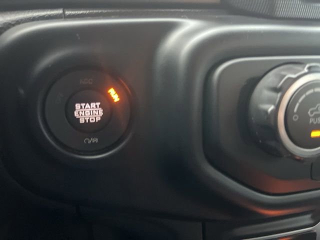 Used 2021 Jeep Gladiator Sport image 22