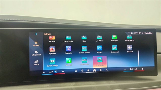 Used 2025 BMW i7 eDrive50 image 50