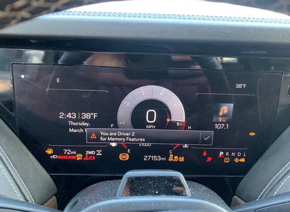 Used 2025 GMC Yukon XL Denali Ultimate image 5