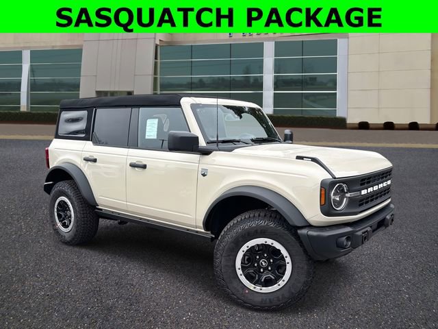 New 2025 Ford Bronco Big Bend w/ Black Diamond Package image 1