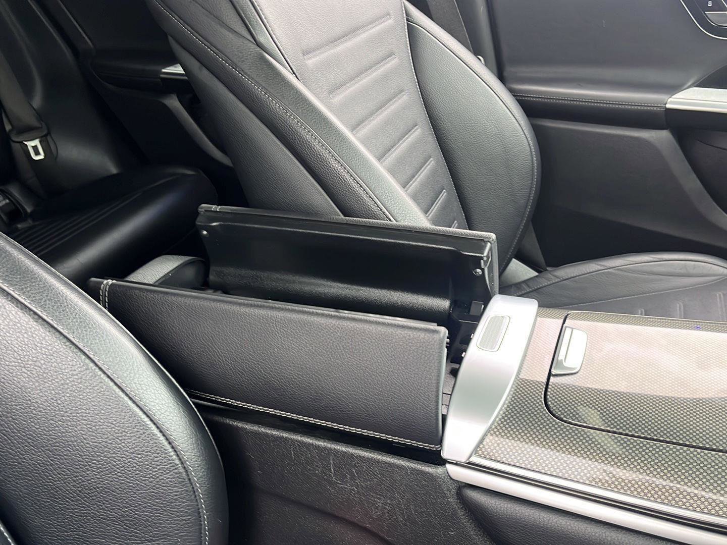 Used 2024 Mercedes-Benz GLC 300 4MATIC image 33