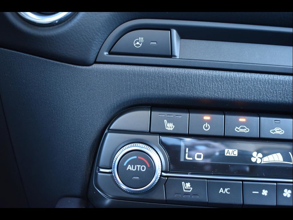 New 2025 MAZDA CX-5 Signature image 12