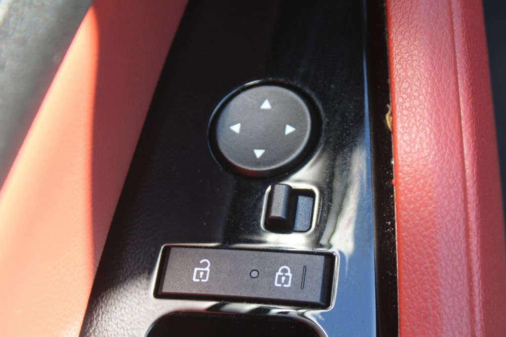 Certified 2023 Kia Sportage SX image 21