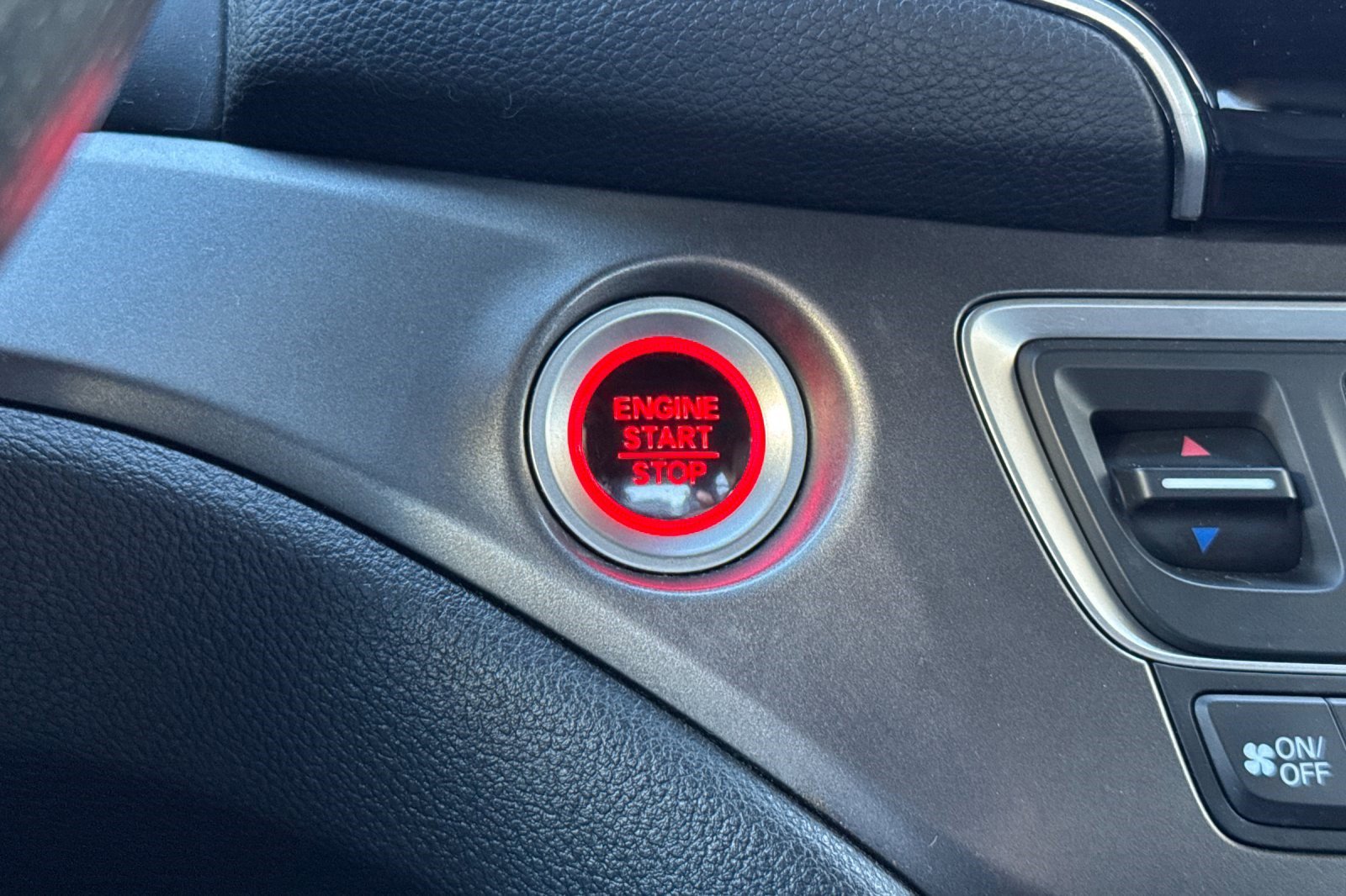 Used 2022 Honda Passport EX-L image 33