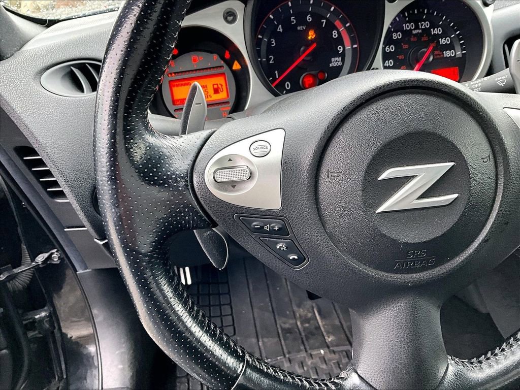 Used 2014 Nissan 370Z Touring w/ Sport Package image 15