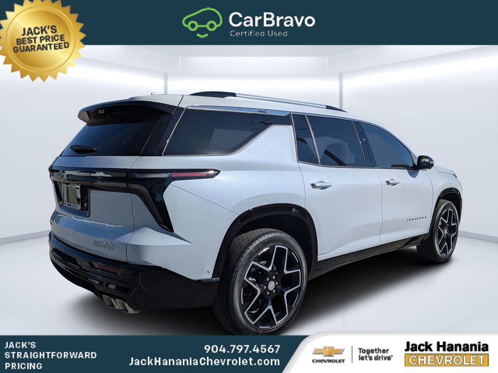 Certified 2026 Chevrolet Traverse High Country FWD image 3