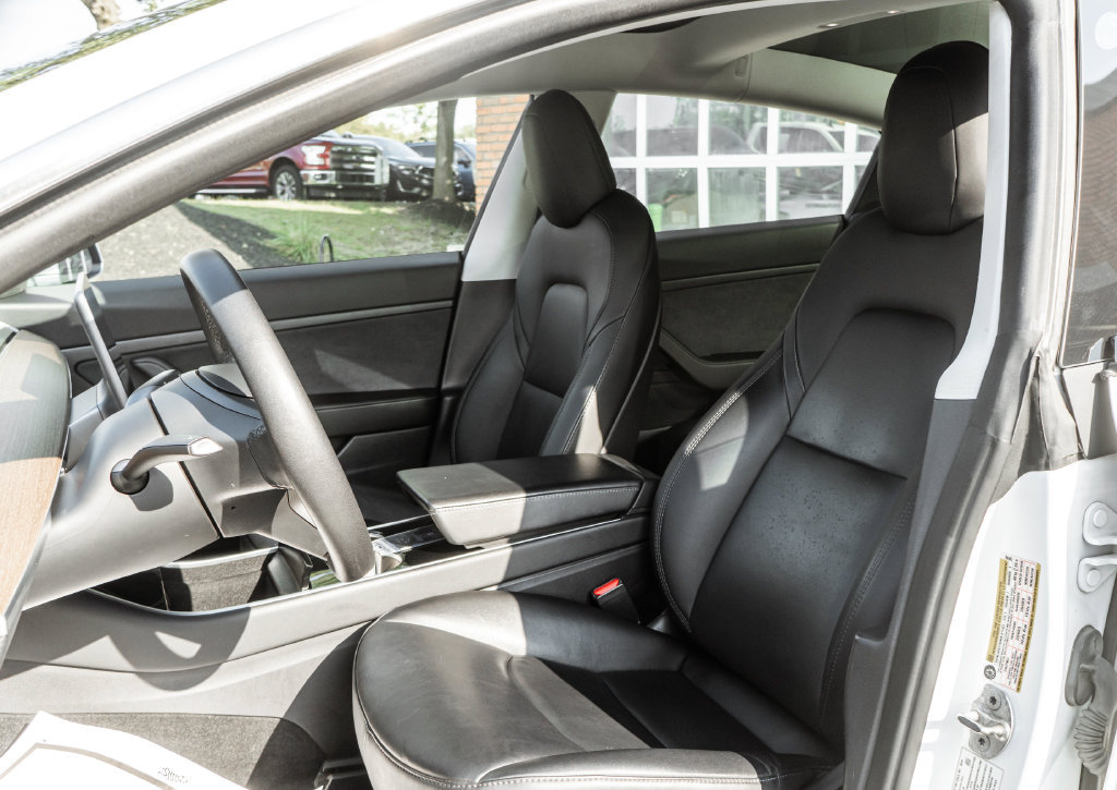 Used 2020 Tesla Model 3 Standard Range Plus RWD image 6