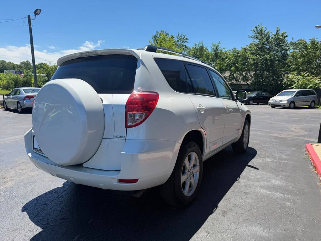 Used 2007 Toyota RAV4 Limited AWD/4WD image 4