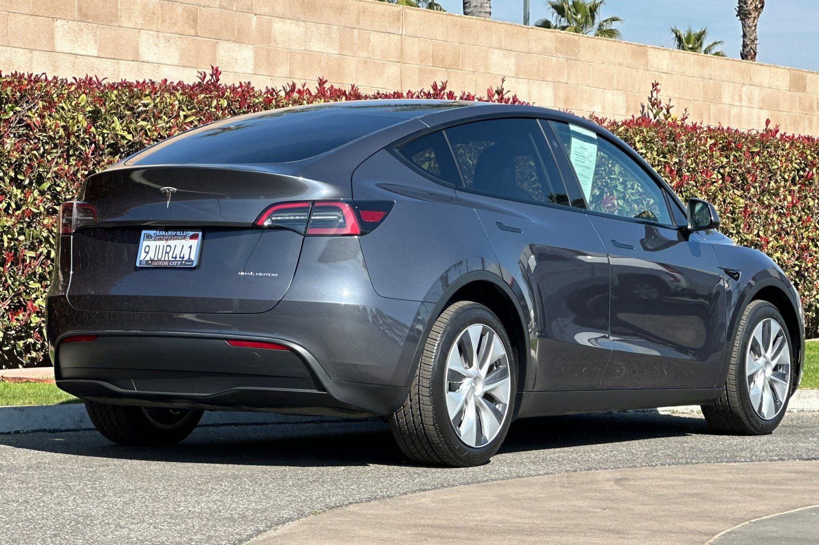 Used 2023 Tesla Model Y Long Range image 4