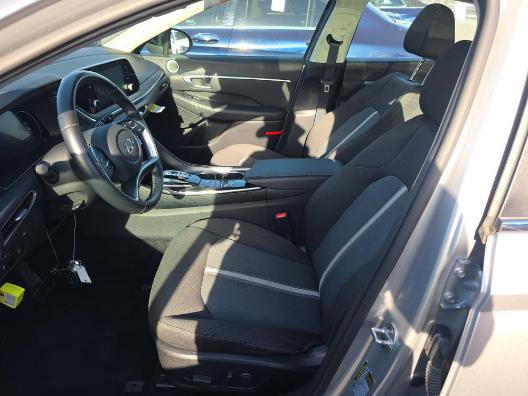 Used 2021 Hyundai Sonata SEL w/ Convenience Package FWD image 4