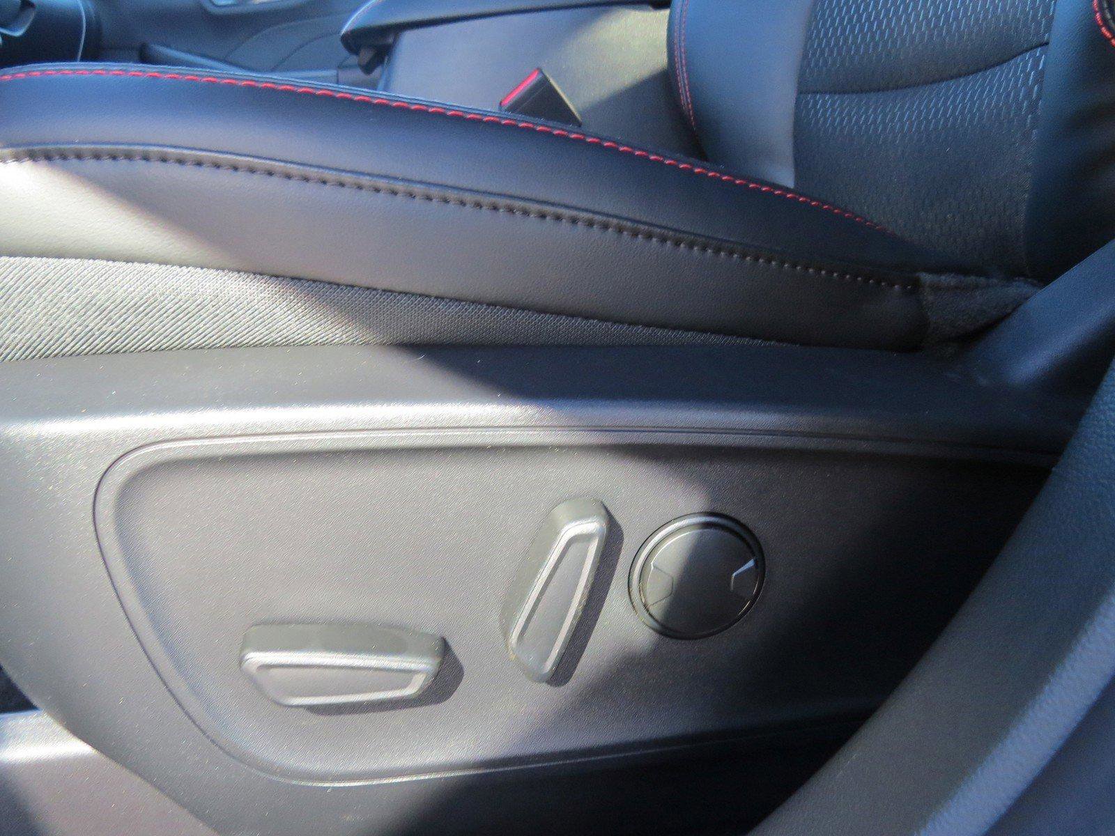 New 2025 Ford Escape ST-Line w/ Equipment Group 301A image 15