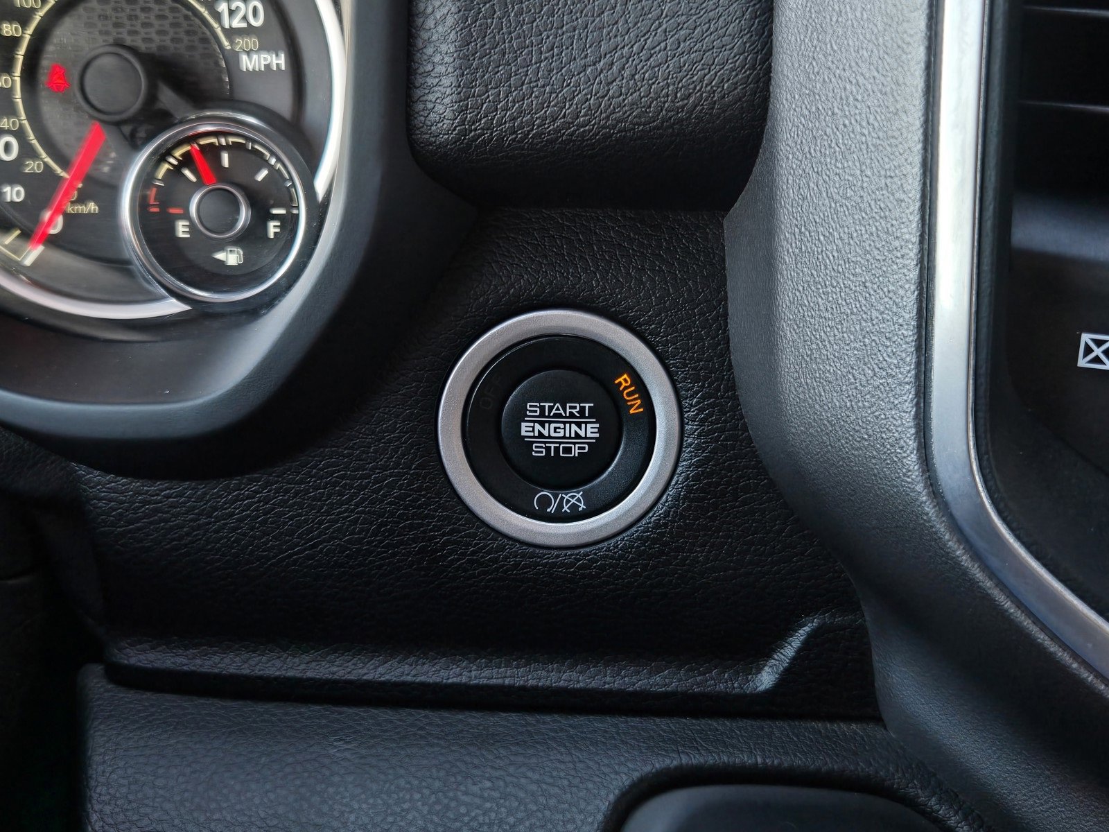 Used 2024 RAM 2500 Big Horn image 20