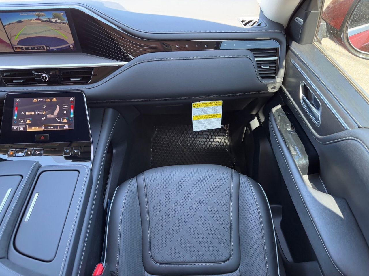 Certified 2025 INFINITI QX80 Luxe image 15