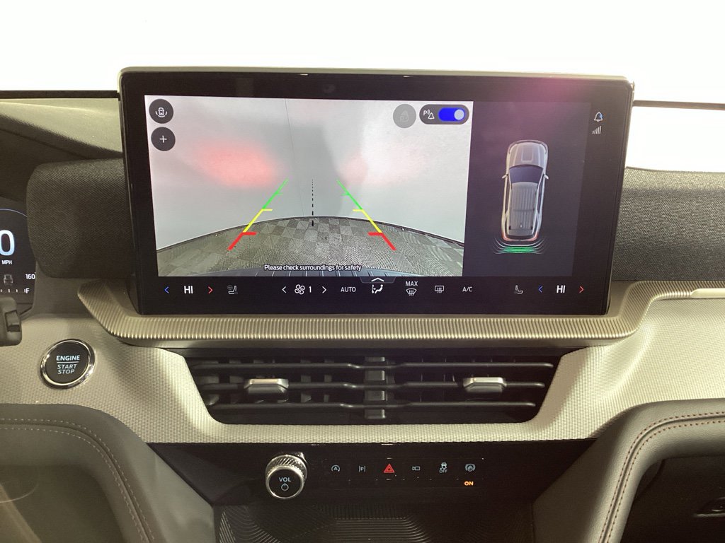 Used 2025 Ford Explorer Active w/ Active Comfort Package image 27