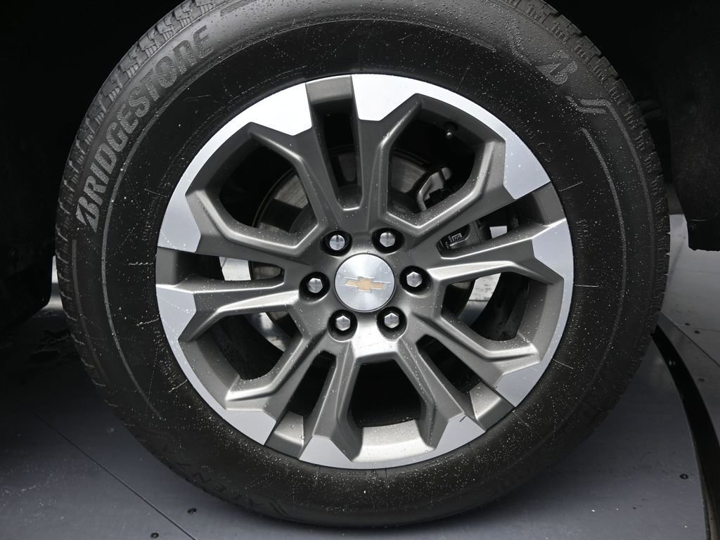 Used 2024 Chevrolet Silverado 1500 High Country RWD image 10