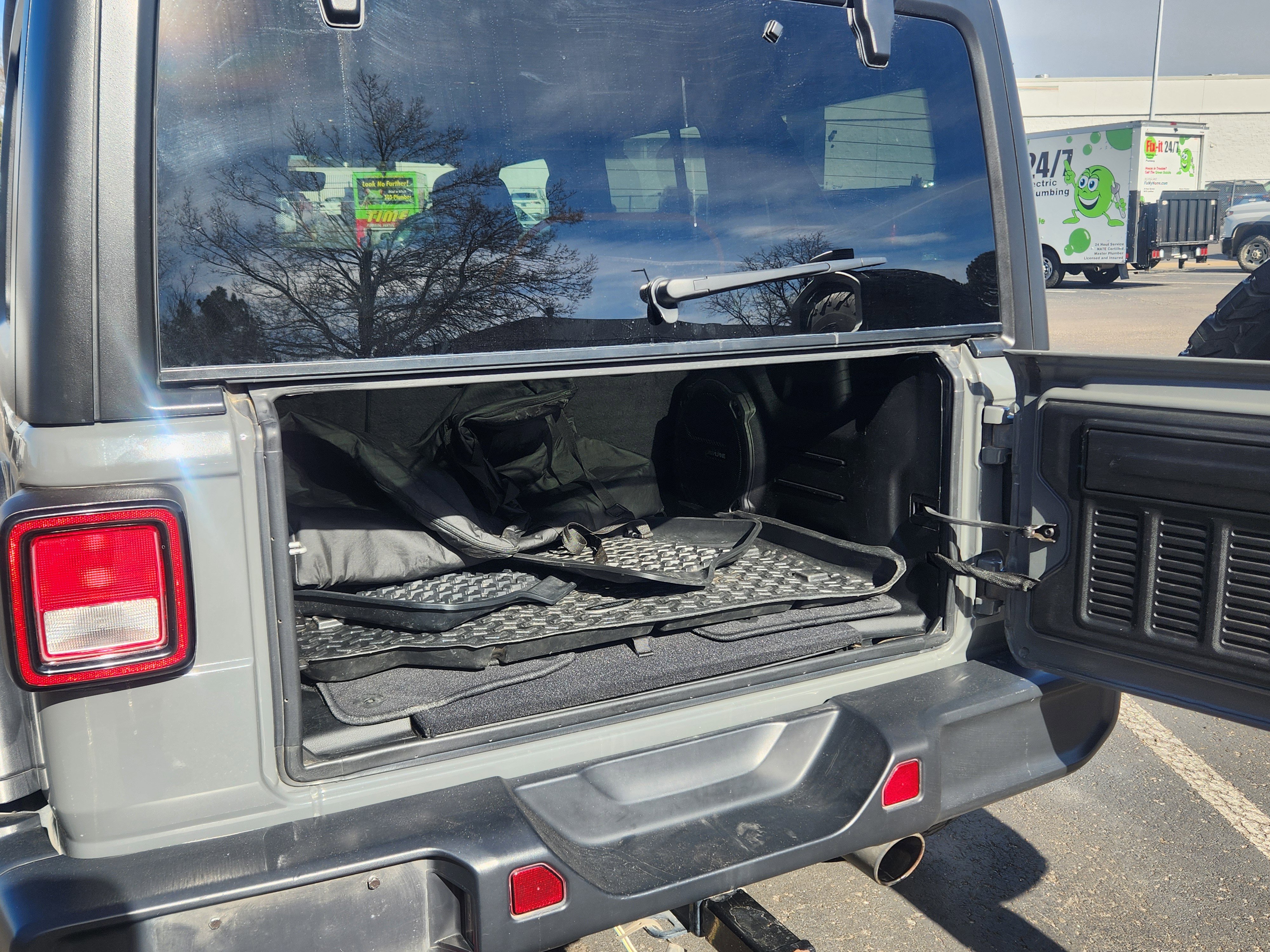 Used 2021 Jeep Wrangler Unlimited Rubicon image 17