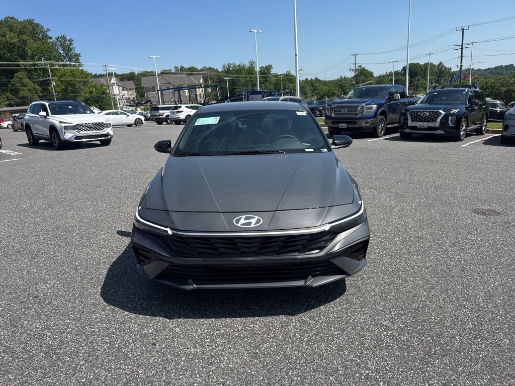 New 2026 Hyundai Elantra Sport FWD image 3
