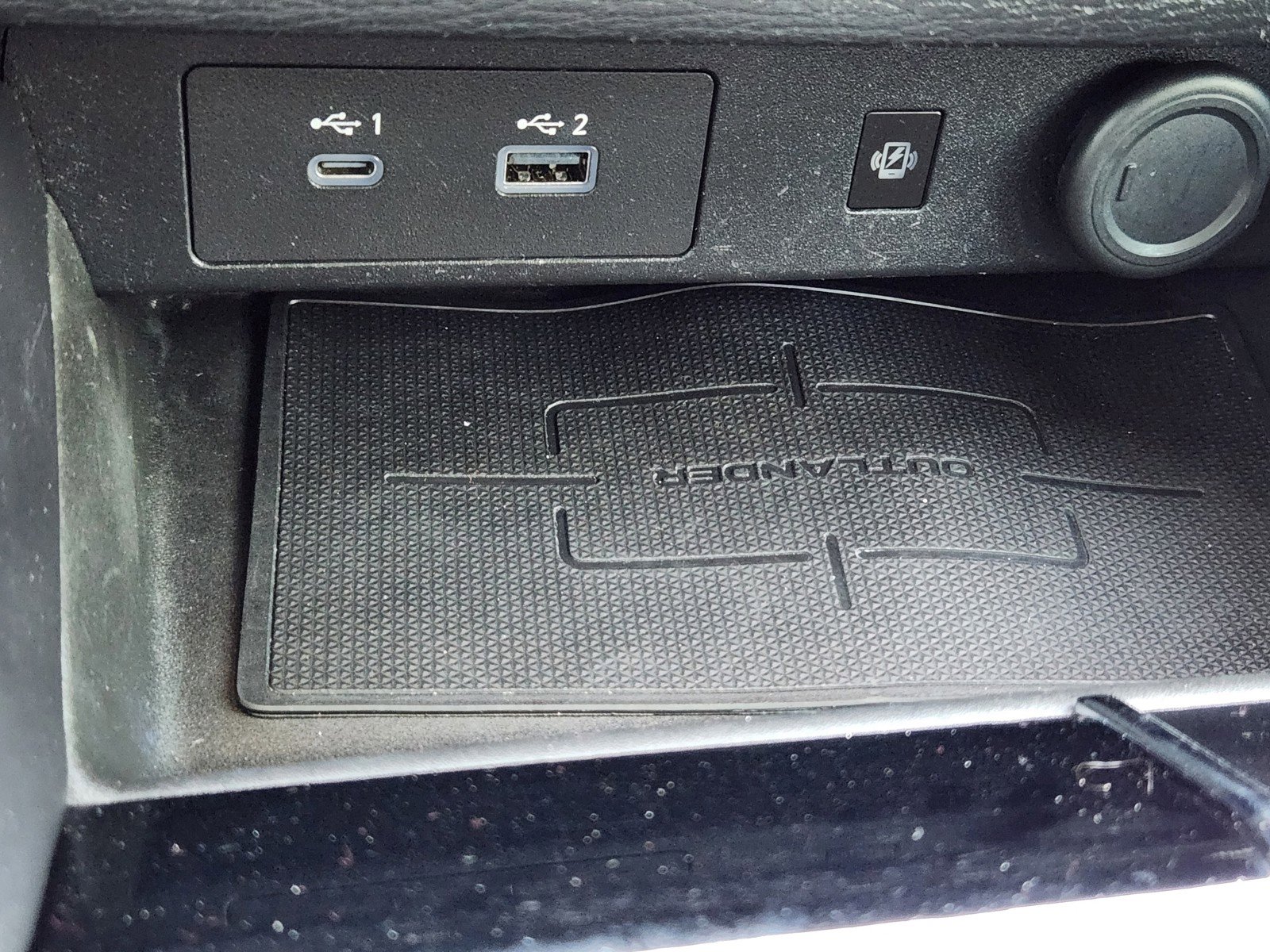 Used 2022 Mitsubishi Outlander SE AWD/4WD image 17