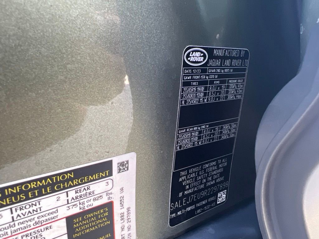 Used 2024 Land Rover Defender 110 S AWD/4WD image 59