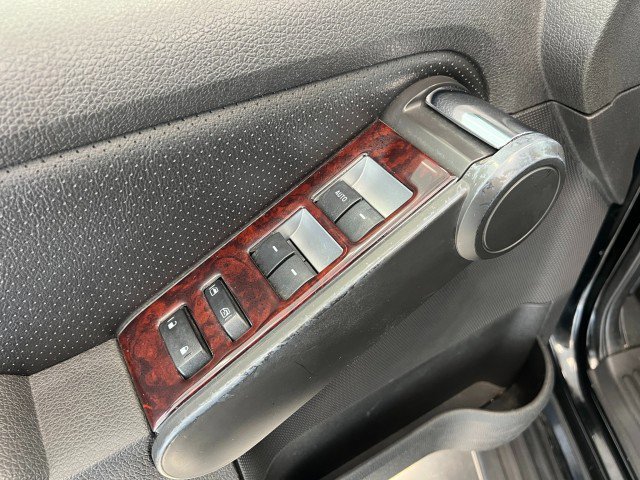 Used 2008 Mercury Mountaineer Premier image 25