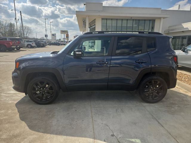 Used 2023 Jeep Renegade Altitude image 2