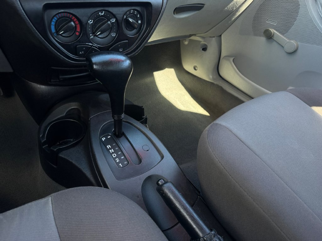 Used 2007 Ford Focus S FWD image 20